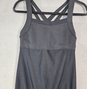 Athleta Athletic Racerback Stretch Tank Top Shirt Black Shelf Bra Size Small